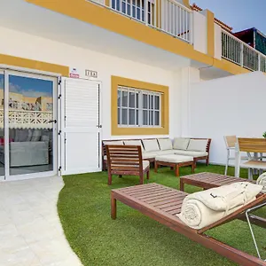 https://white-deluxe-caleta-by-sea-you-there-fuerteventura.in-canary-islands.com