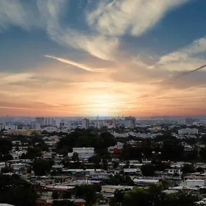 https://penthouse-views.comcaribbean.com